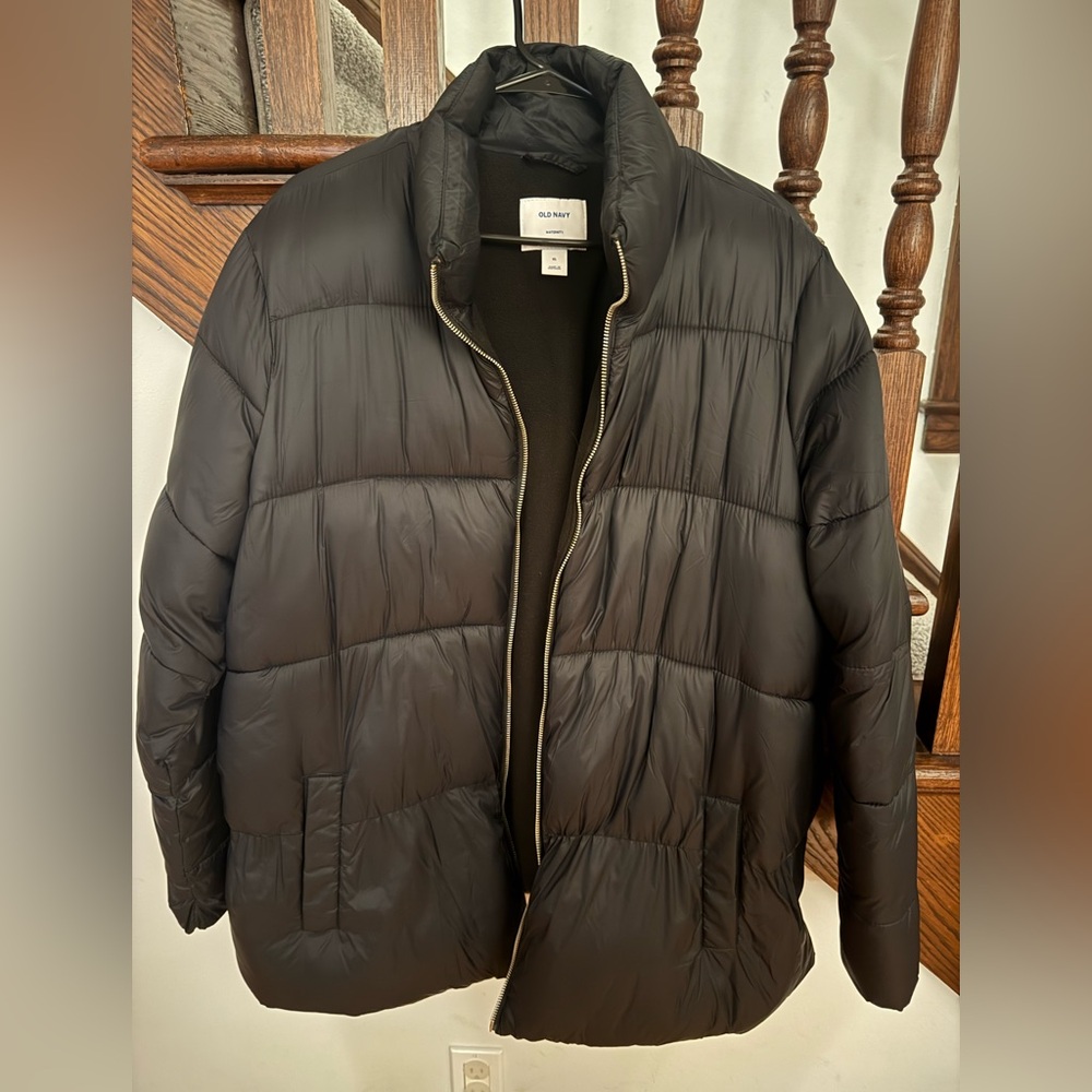 MATERNITY WINTER JACKET - LIKE NEW - Old Navy XL PUFFER coat in black